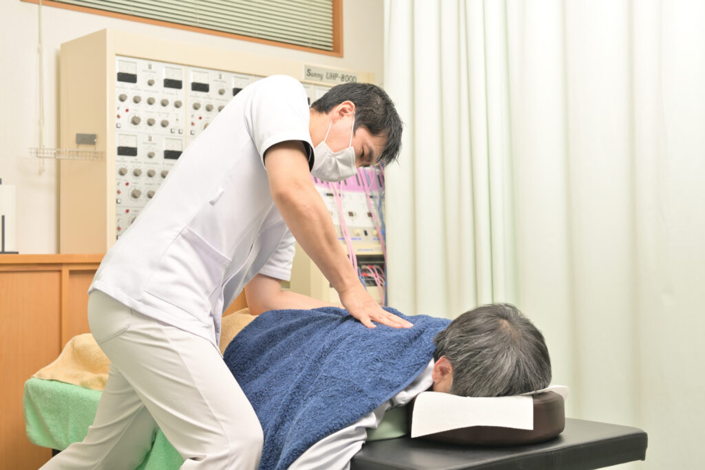 龍岡整骨院佐久市施術